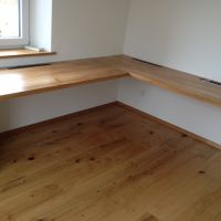 Schreibtisch in Eiche massiv (2)