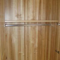 Schrank aus Kernesche massiv (4)
