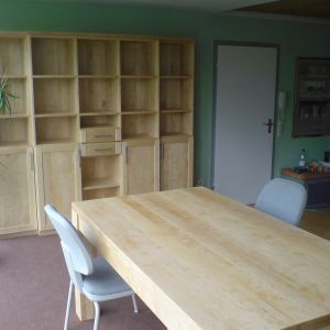 Büromöbel in Birke massiv (1)