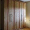 Schlafzimmerschrank aus Birke kom. mit ami. Kirsch