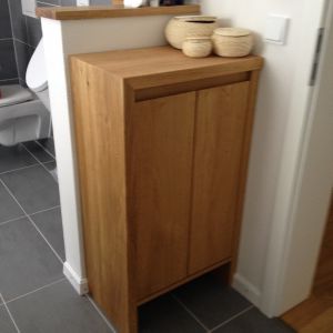 WC und Badmöbel in Eiche massiv (1)