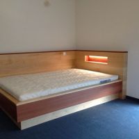 Jugendbett 140x200 aus can.  Ahorn mit Elsbeere kombiniert