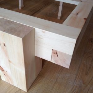 Balkenbett aus Zirbe (2)